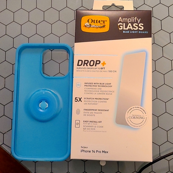 OtterBox Other - IPhone 14 pro max case and screen protector